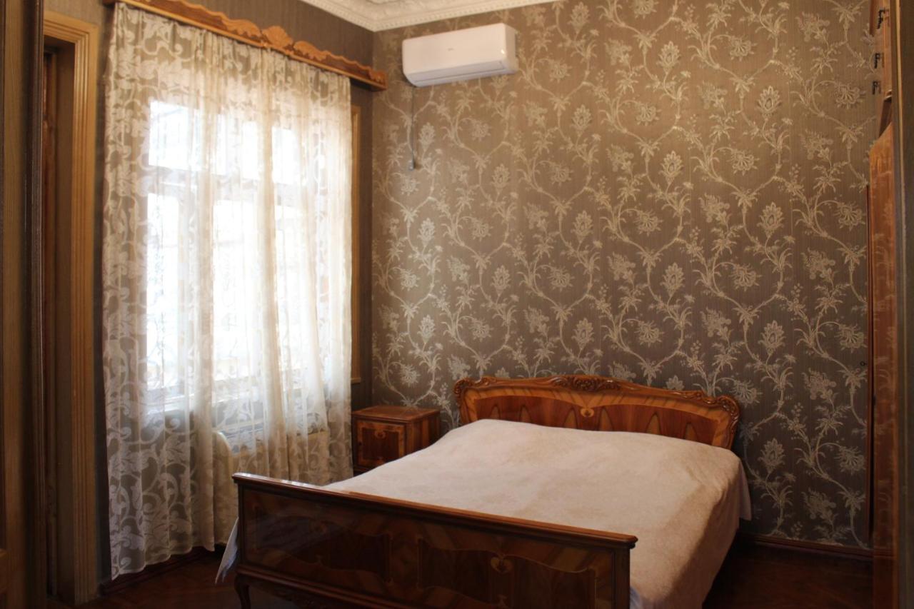 Lime Hill Hotel Kutaisi Bagian luar foto