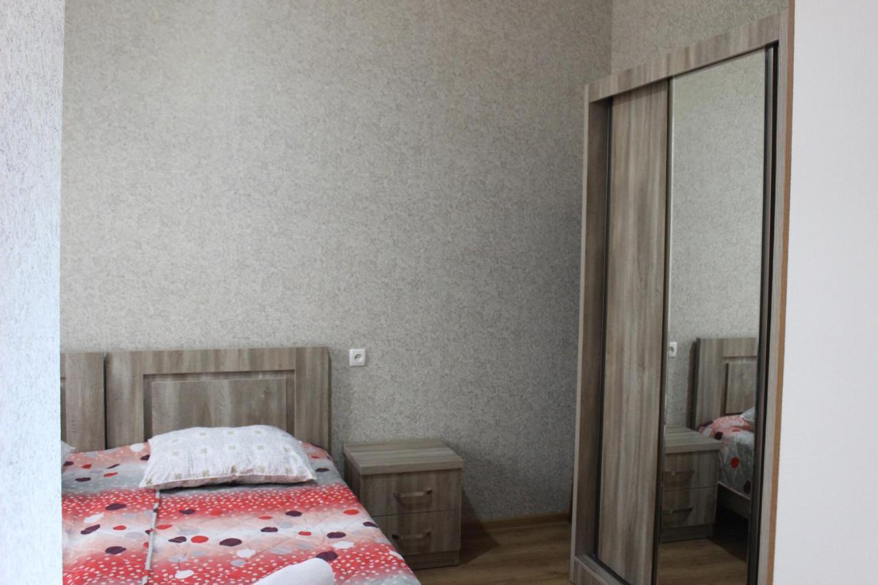 Lime Hill Hotel Kutaisi Bagian luar foto