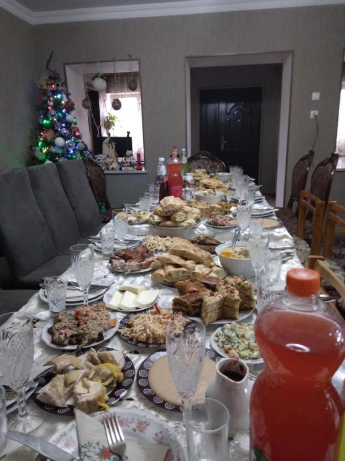 Lime Hill Hotel Kutaisi Bagian luar foto